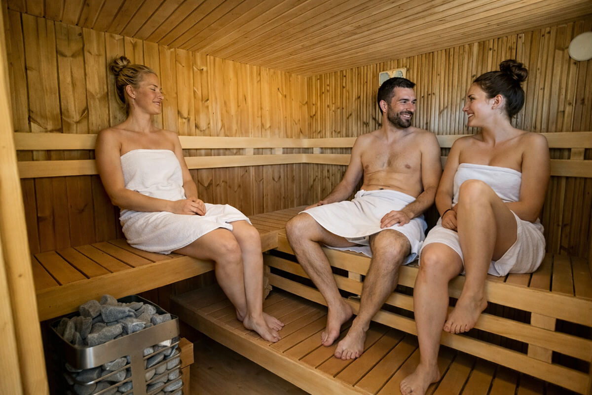 Hotel Boginia oferuje dla swoich gości saunę wraz z jacuzzi